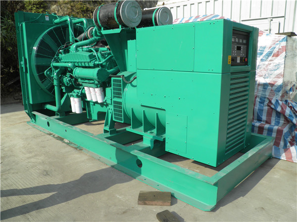 三都镇发电车出租-柴油发电机组在使用的过程中应该做好哪些防护工作