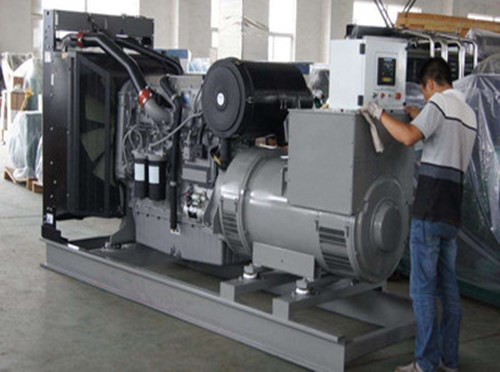 三都镇柴油发电机组和储能设备配合使用的案例