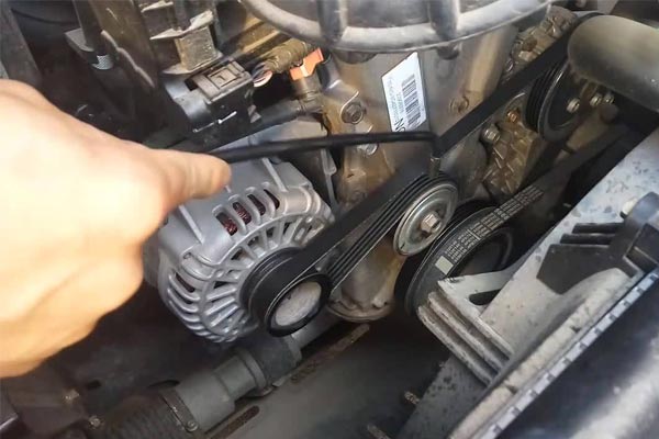 三都镇转速传感器的工作原理是什么？