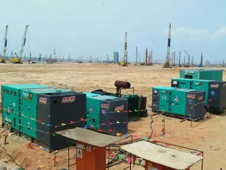 三都镇如何检查和清洗空气滤清器？