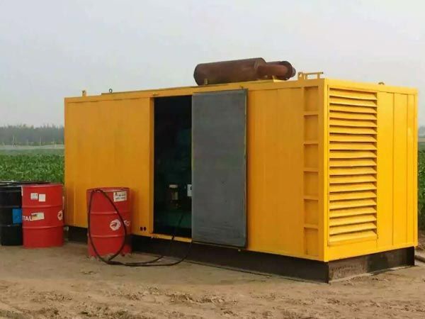 三都镇安装新的水冷式机油散热器密封件有哪些注意事项？